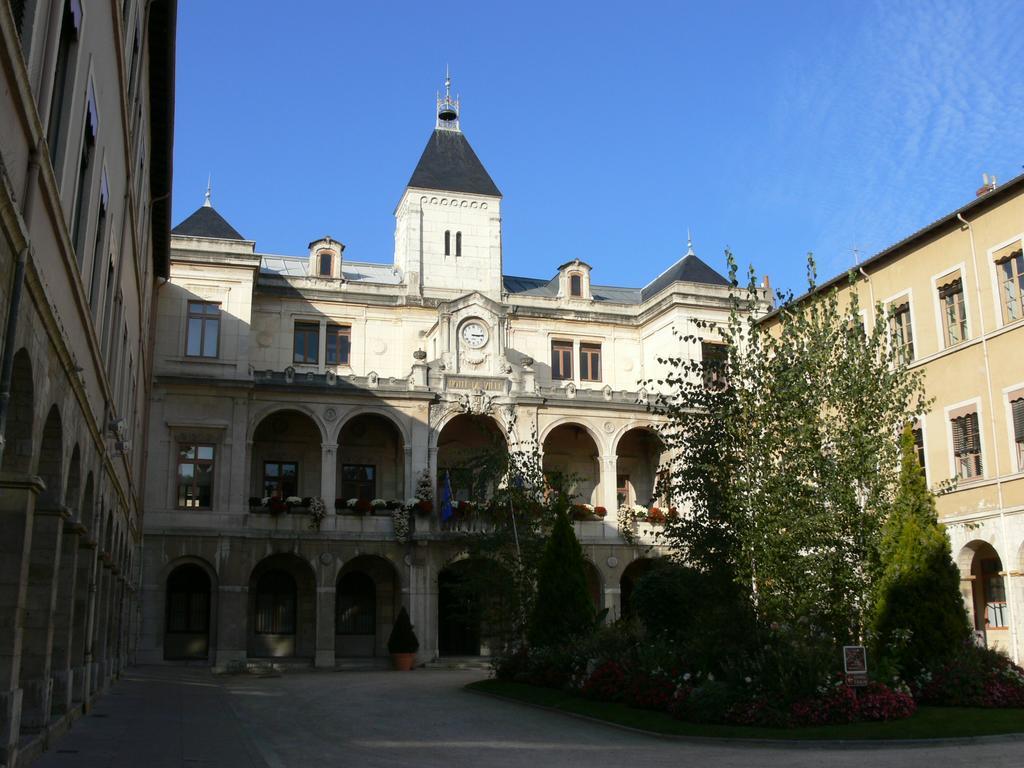 Ibis Lyon Sud Chasse Sur Rhone Hotel Luaran gambar
