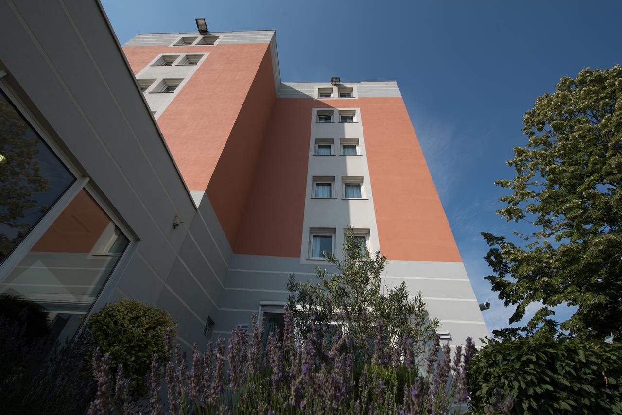 Ibis Lyon Sud Chasse Sur Rhone Hotel Luaran gambar